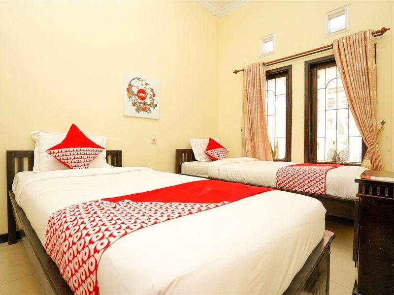 Oyo 1087 Homestay Potato House Bromo Eksteriør bilde