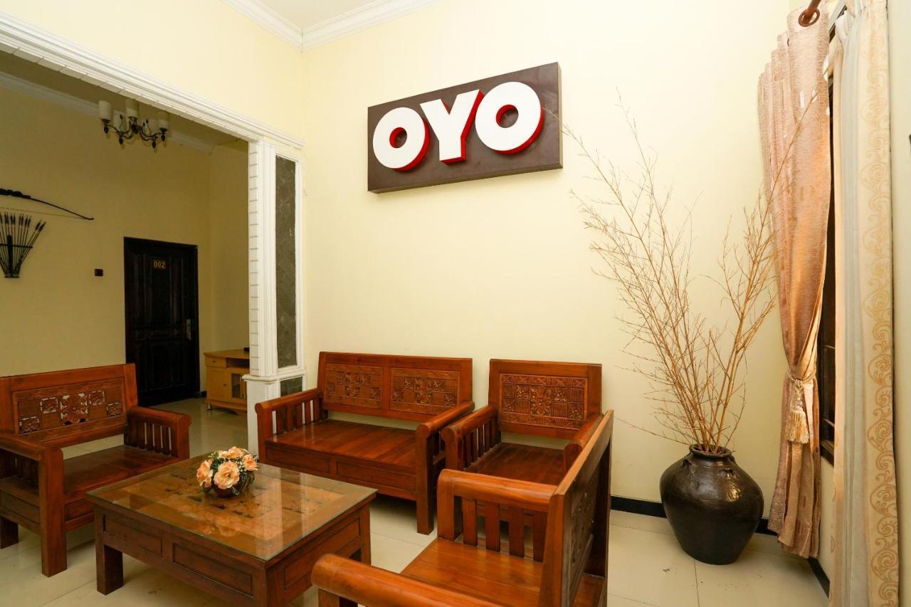 Oyo 1087 Homestay Potato House Bromo Eksteriør bilde