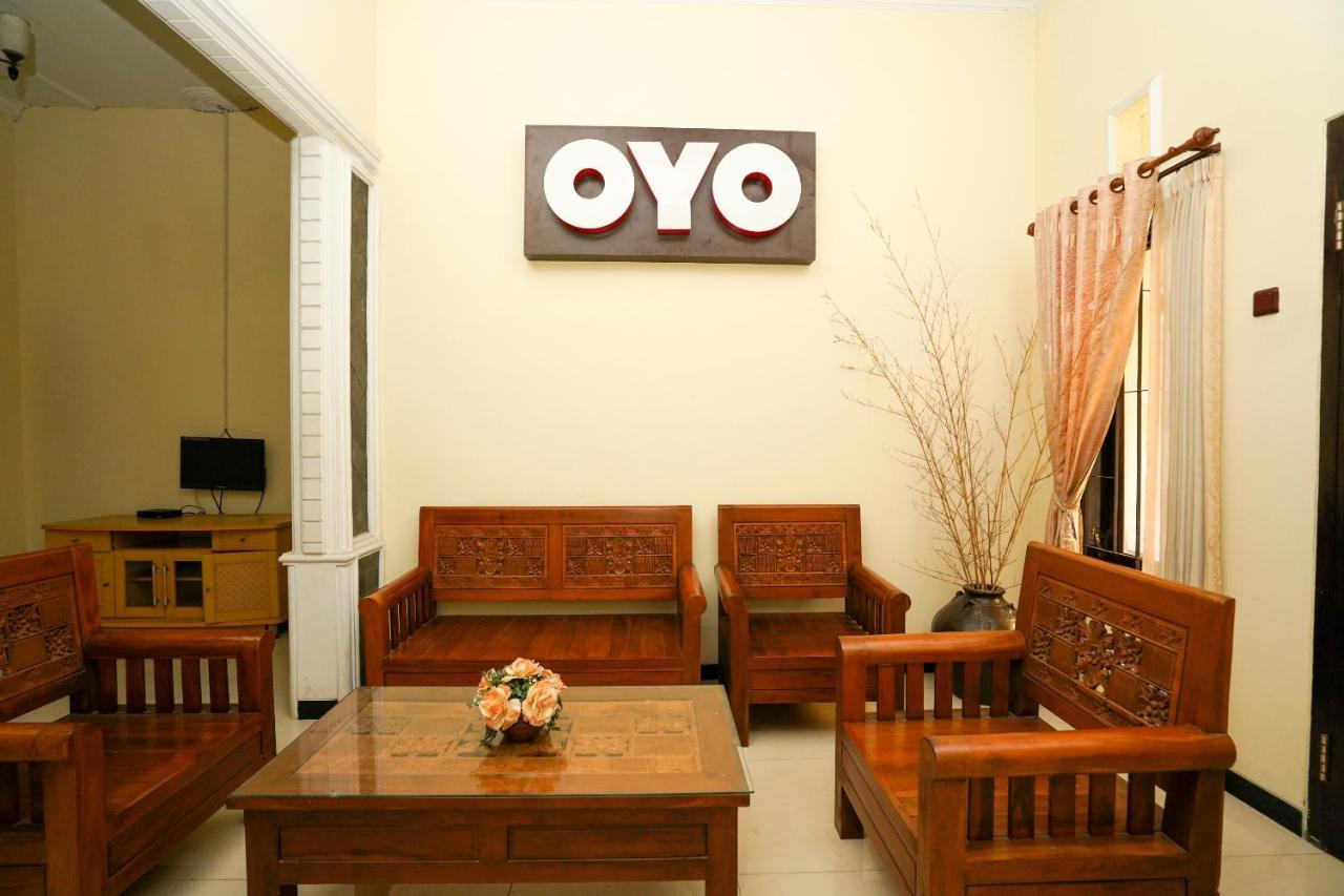 Oyo 1087 Homestay Potato House Bromo Eksteriør bilde