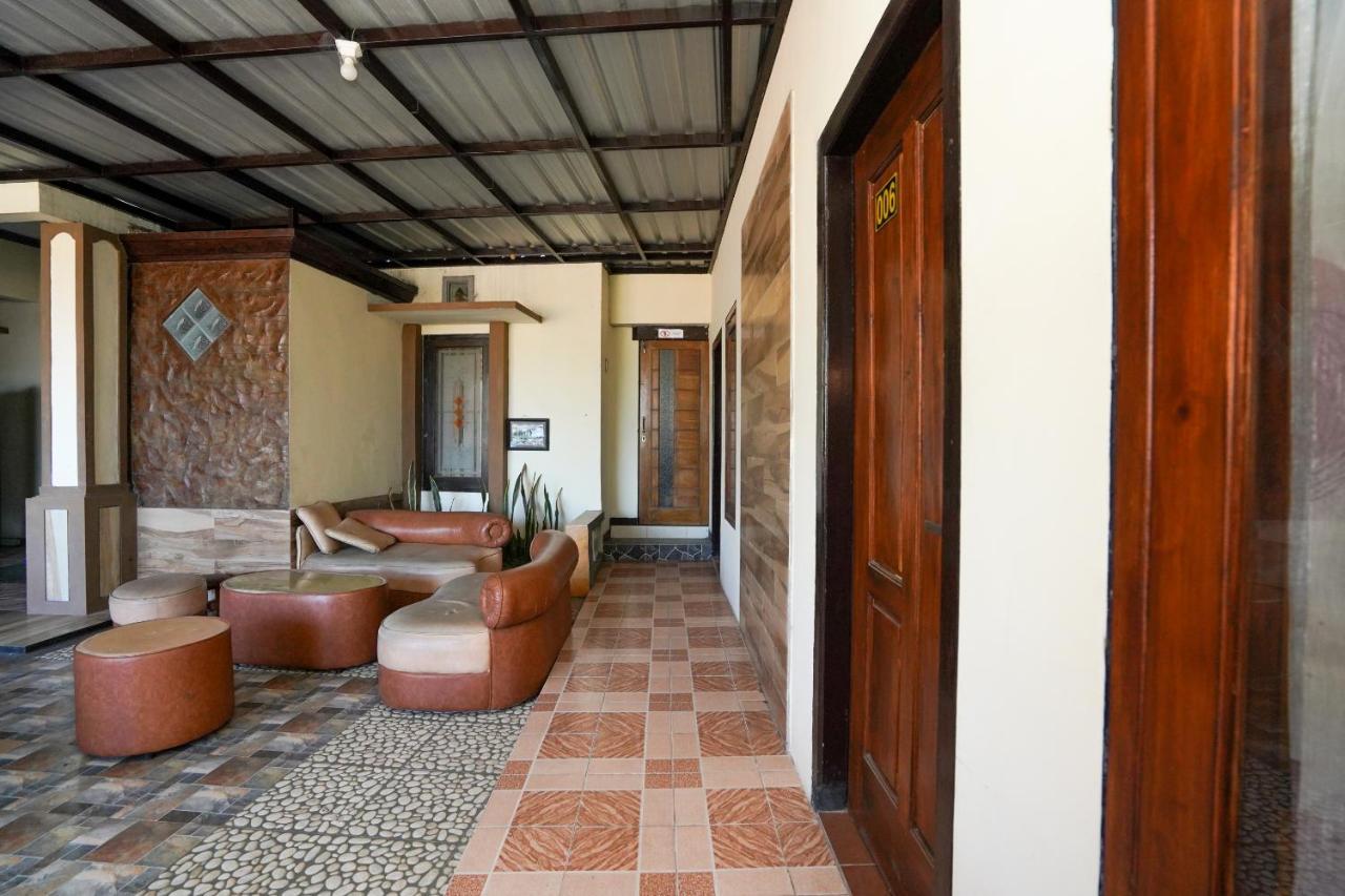 Oyo 1087 Homestay Potato House Bromo Eksteriør bilde
